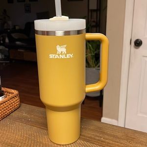 40oz Stanley Flowstate Tumbler Yarrow